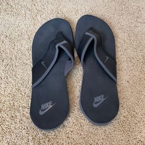 Nike Flip-Flops
